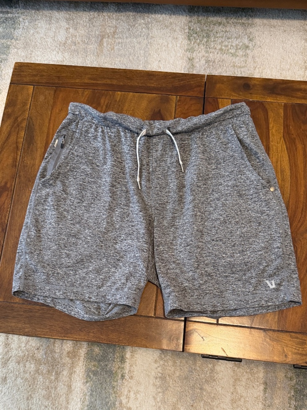 Vuori Ponto Performance Shorts 5” Gray Mens Medium